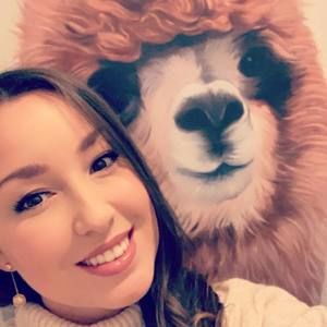 Meet your Posher, Marie-michèle